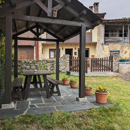 Casa Luisa Biedes, Pilona Villa Infiesto Exterior foto