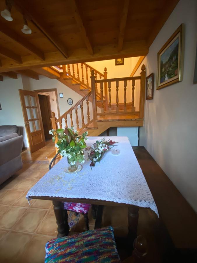 Casa Luisa Biedes, Pilona Villa Infiesto Exterior foto