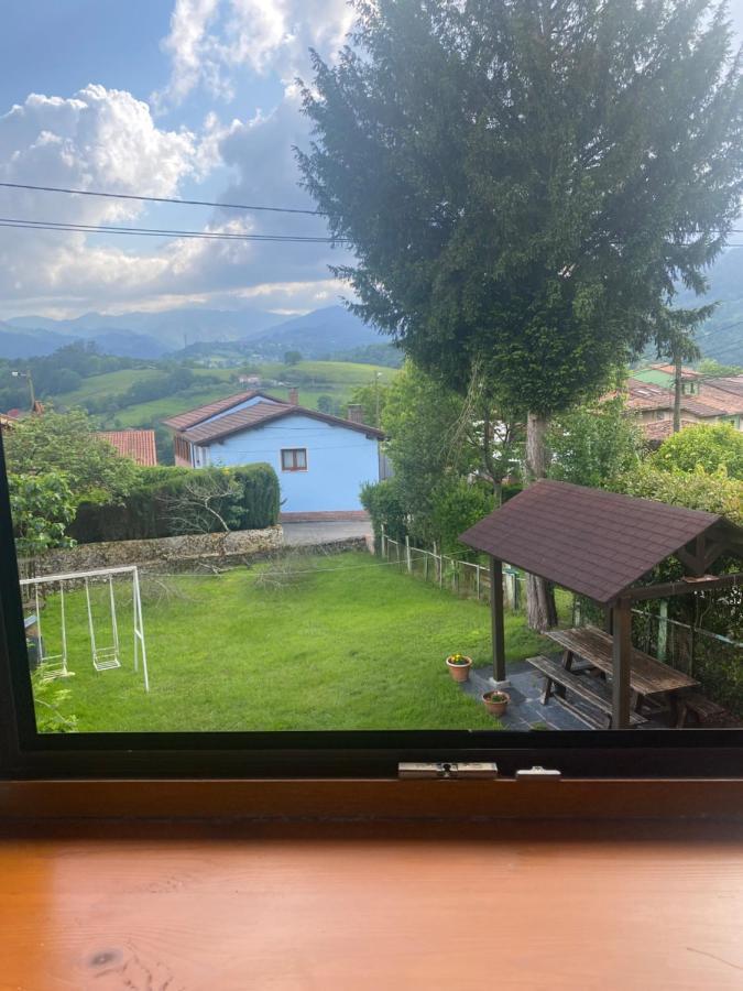 Casa Luisa Biedes, Pilona Villa Infiesto Exterior foto